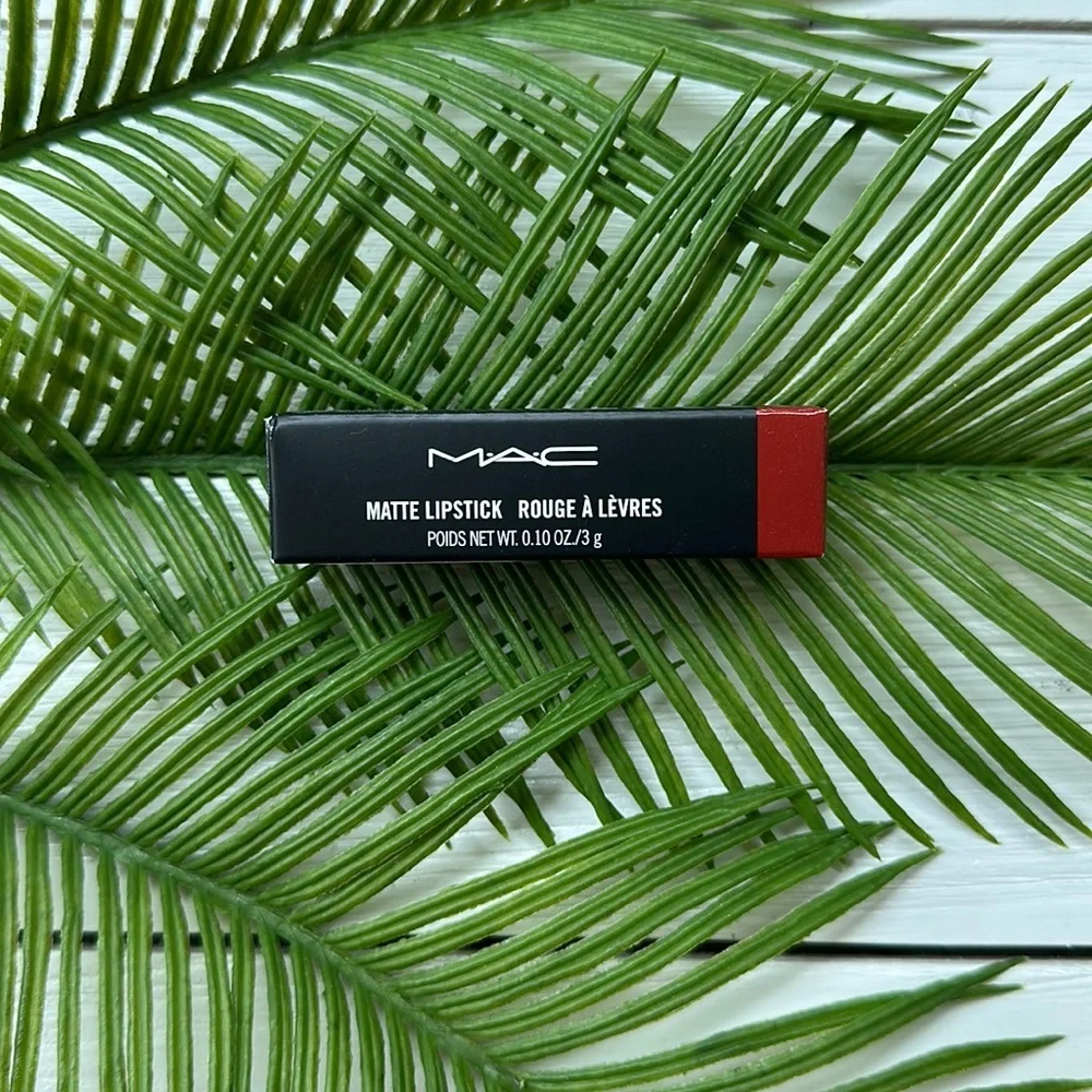 NIB MAC Matte Lipstick Full Size in Chili
